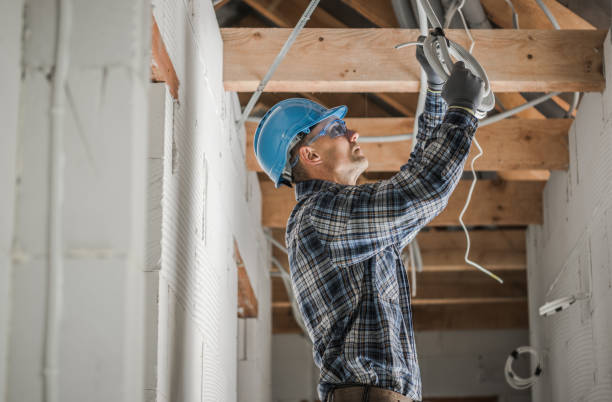 Best Electrical Outlet Repair  in Edgewater, FL